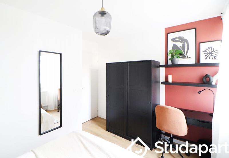 Chambre - 11 m² - 1 pièce