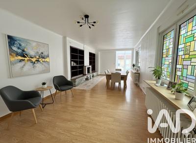 Appartement - 188 m² - 8 pièces