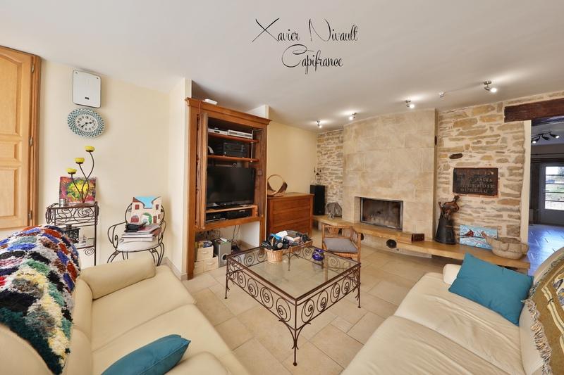 Maison - 275 m² - 6 pièces