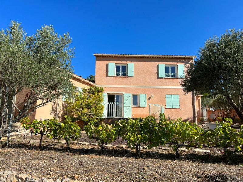 Villa - 168 m² - 6 pièces