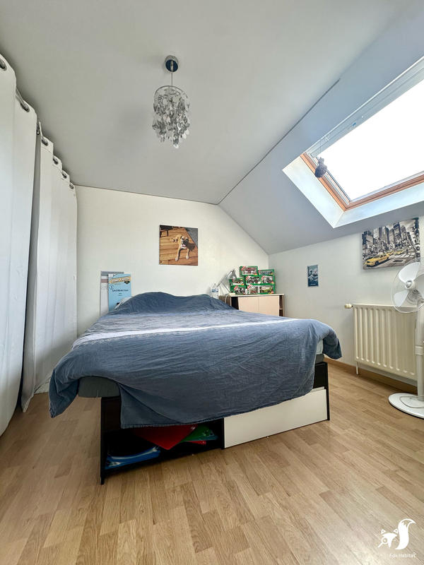 Maison - 210 m² - 6 pièces