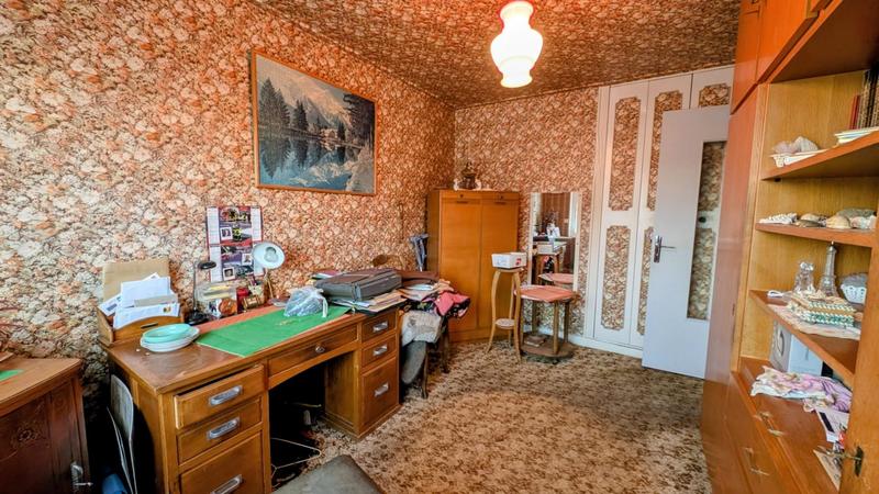 Maison - 185 m² - 8 pièces