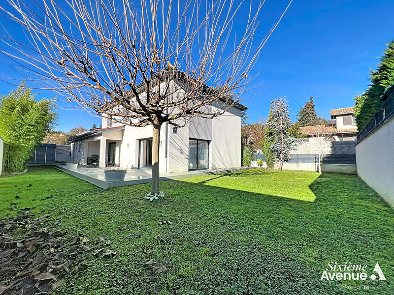 Maison - 165 m² - 7 pièces