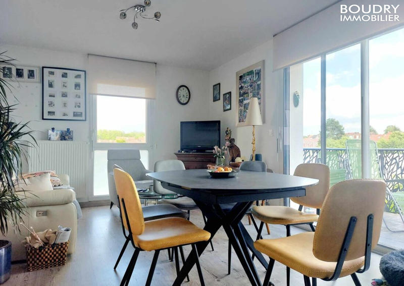 Appartement - 61 m² - 3 pièces