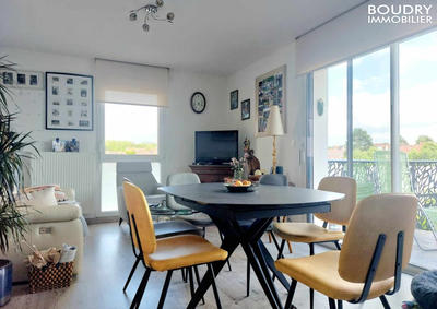 Appartement - 61 m² - 3 pièces