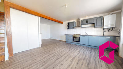 Maison - 102 m² - 4 pièces