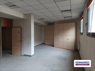 Bureau - 442 m²