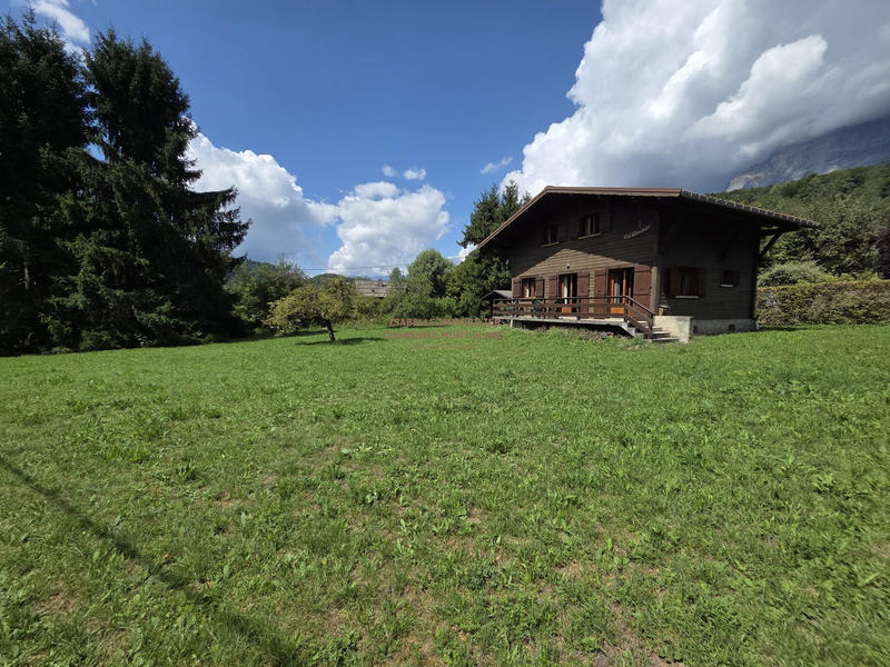 Châlet - 81 m² - 6 pièces