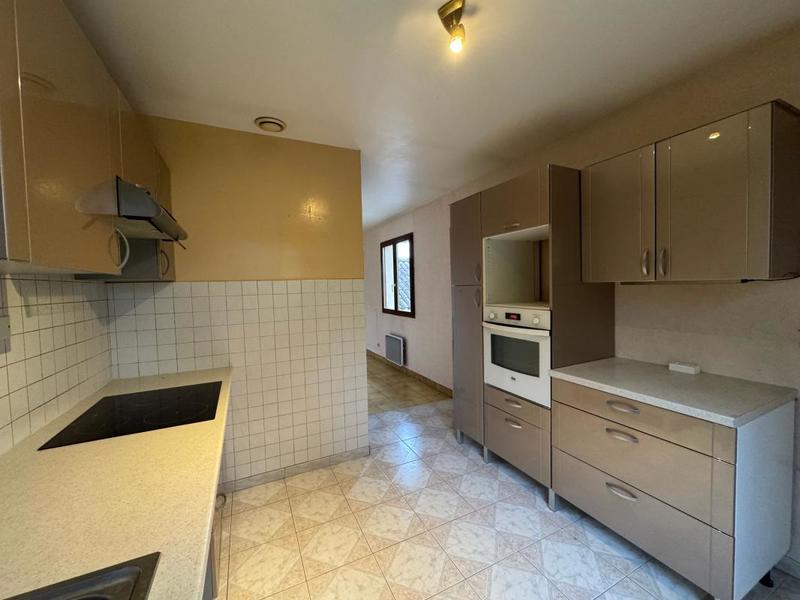 Maison - 110 m² - 4 pièces