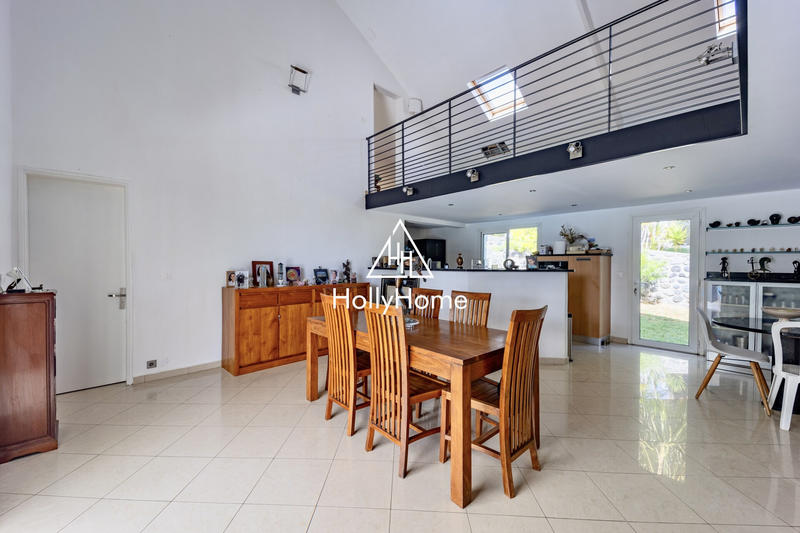 Villa - 187 m² - 7 pièces