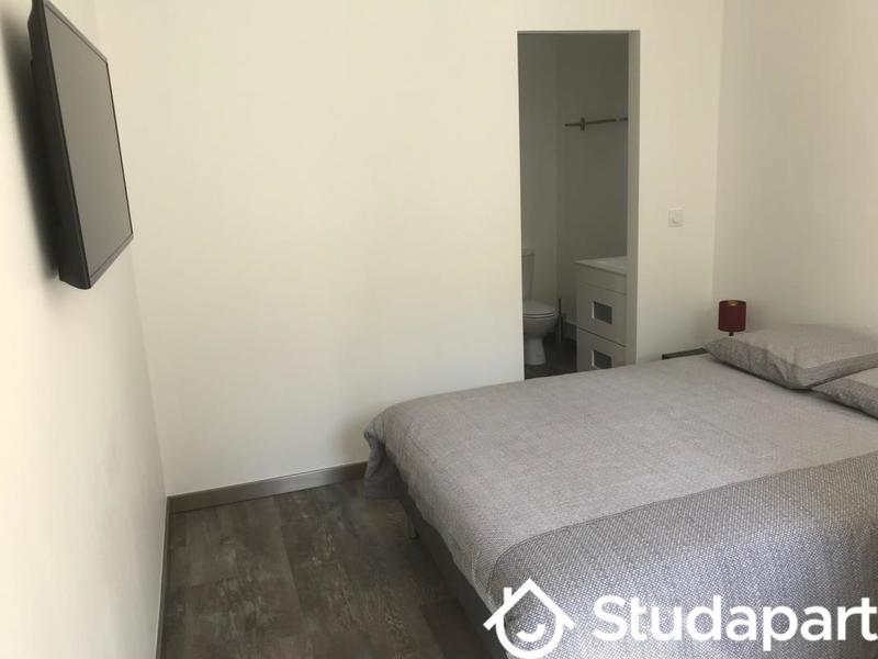 Chambre - 15 m² - 1 pièce