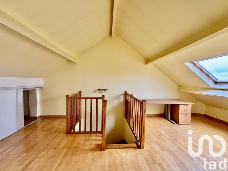 Maison - 200 m² - 7 pièces