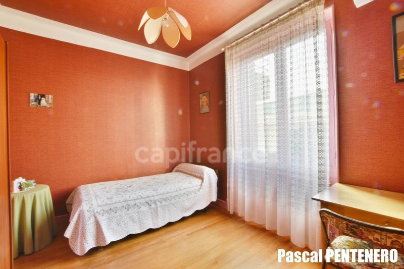 Maison - 141 m² - 5 pièces