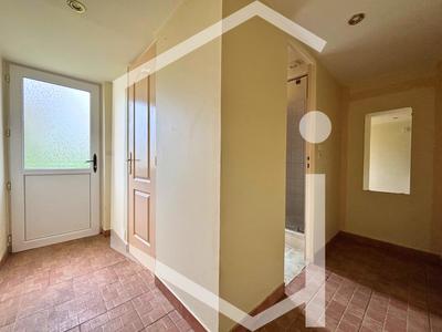 Maison - 174 m² - 5 pièces