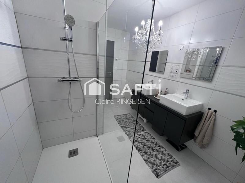 Maison - 158 m² - 6 pièces