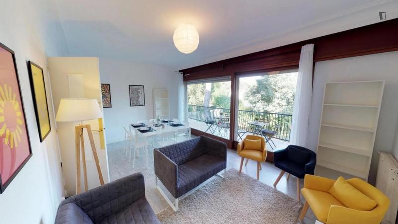 Chambre - 13 m² - 5 pièces