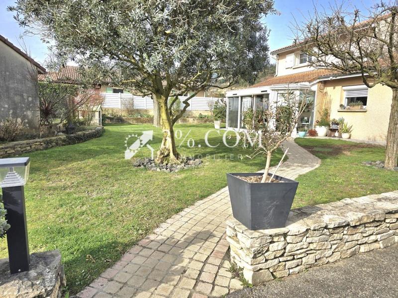 Villa - 150 m² - 8 pièces