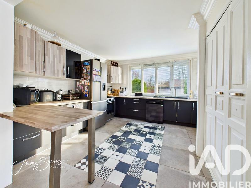 Maison - 110 m² - 5 pièces