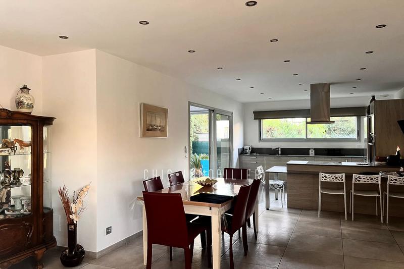 Maison - 120 m² - 5 pièces