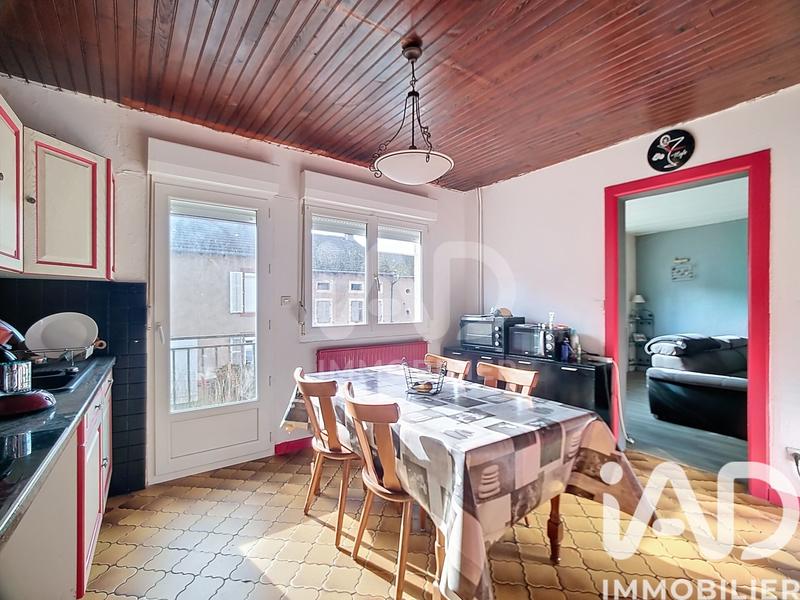 Maison - 99 m² - 5 pièces