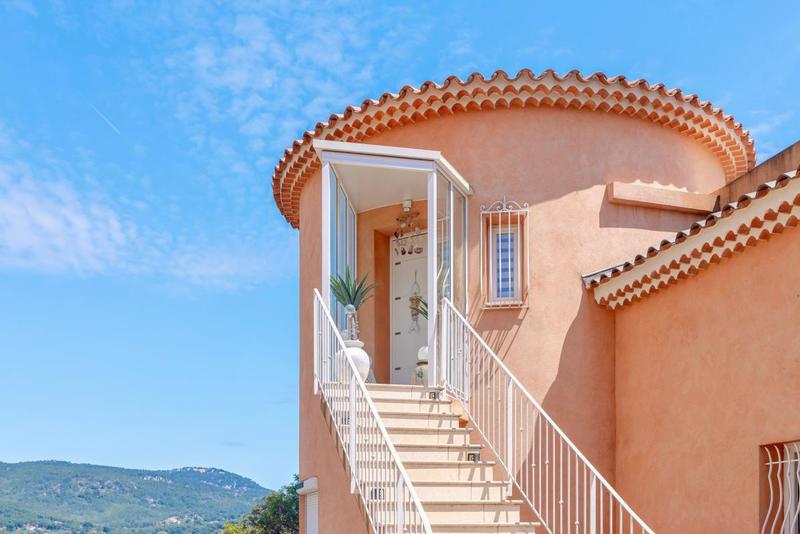 Penthouse - 174 m² - 5 pièces