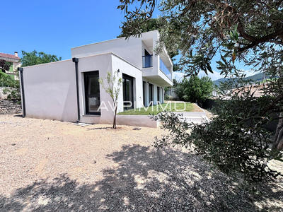 Villa - 145 m² - 5 pièces