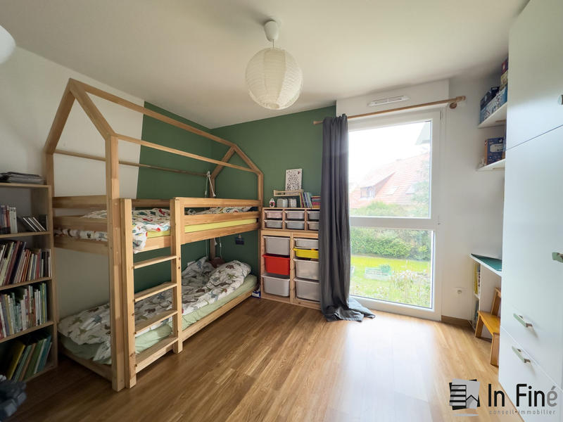 Appartement - 98 m² - 5 pièces