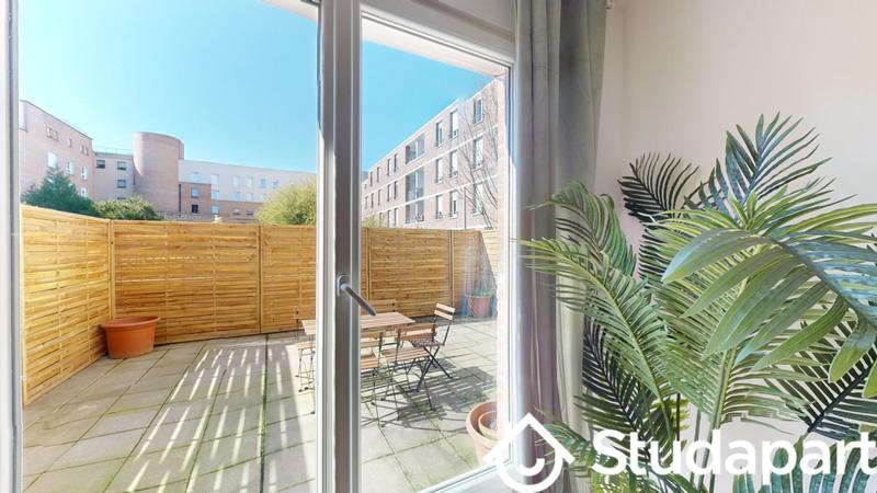 Chambre - 10 m² - 1 pièce