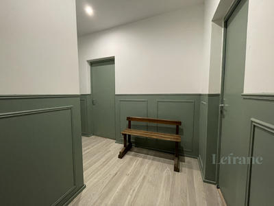 Maison - 300 m² - 10 pièces