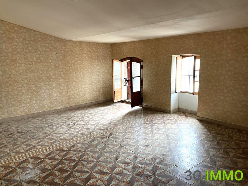 Maison - 254 m² - 8 pièces