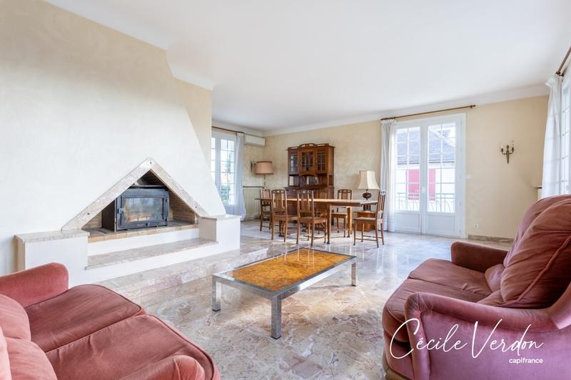 Maison - 123 m² - 6 pièces