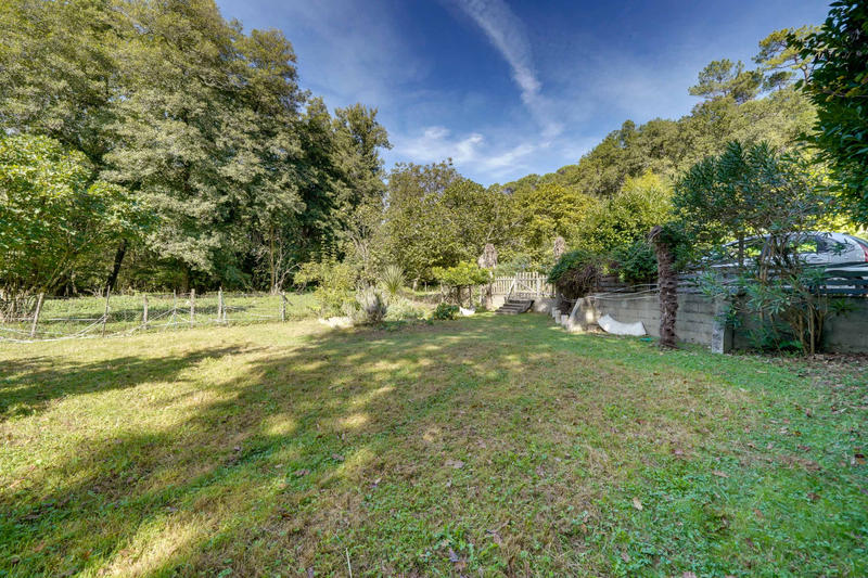 Maison - 167 m² - 8 pièces