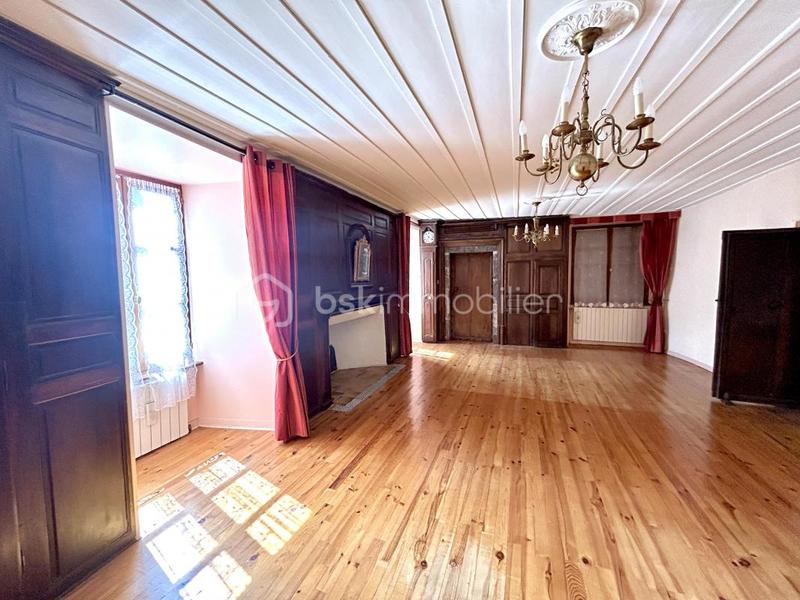 Maison - 135 m² - 6 pièces