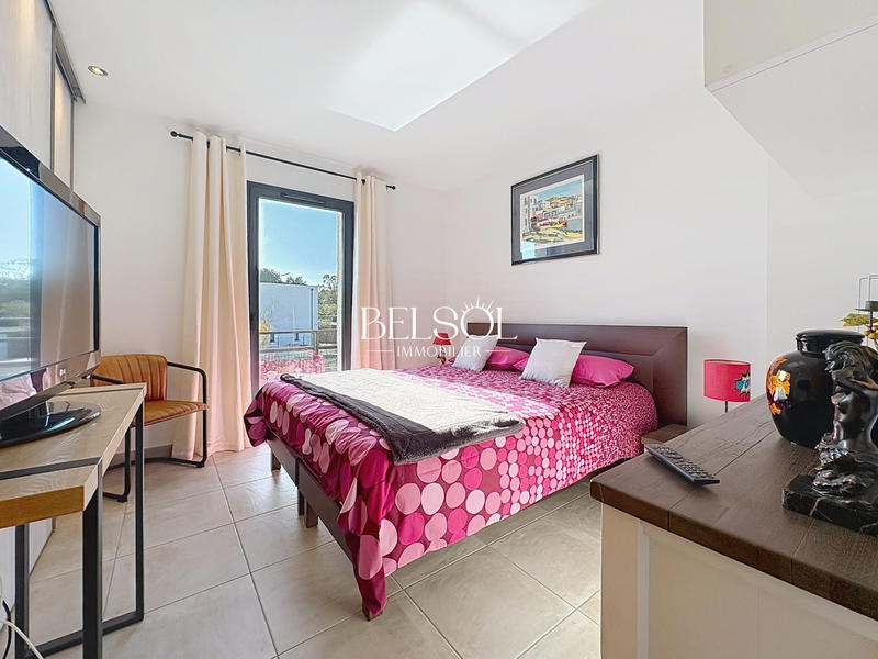 Maison contemporaine - 97 m² - 5 pièces