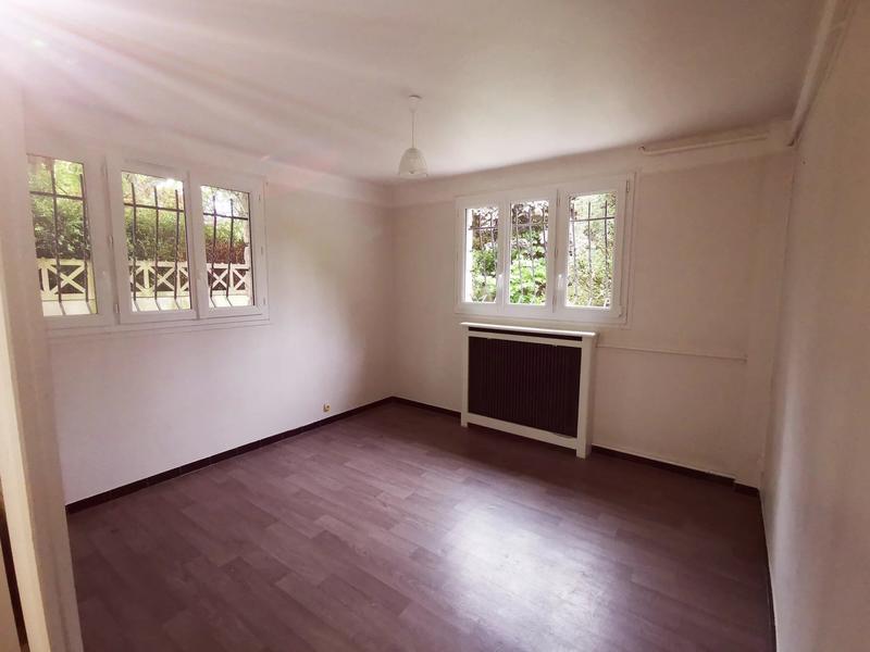 Maison - 102 m² - 4 pièces