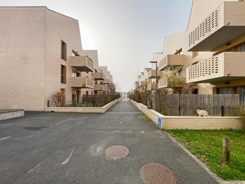 Maison - 87 m² - 4 pièces