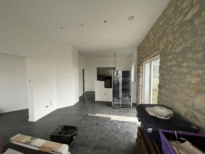 Appartement - 93 m² - 4 pièces