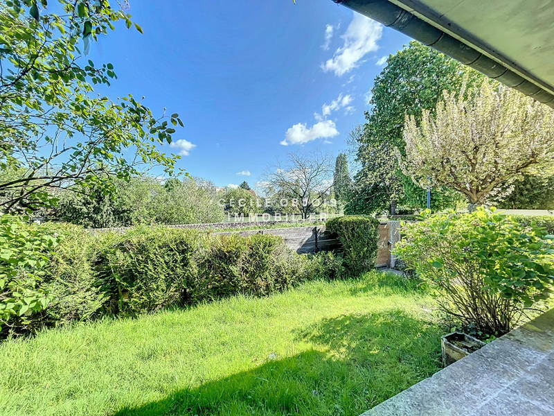 Maison contemporaine - 172 m² - 7 pièces