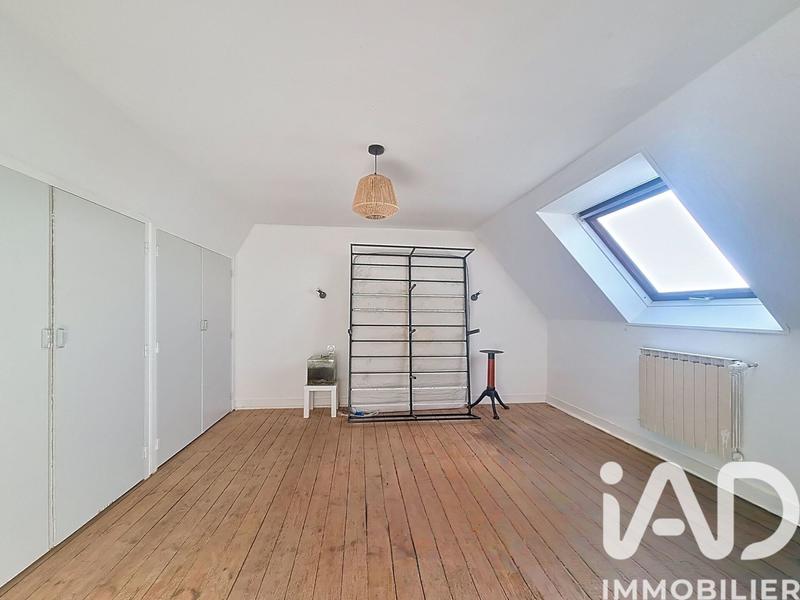 Maison - 182 m² - 9 pièces