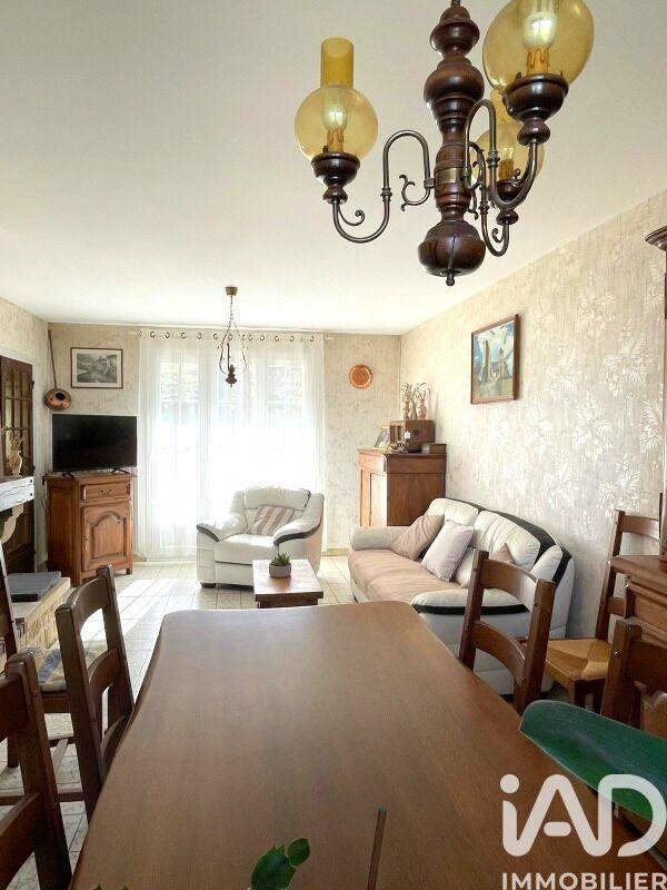 Maison - 95 m² - 5 pièces