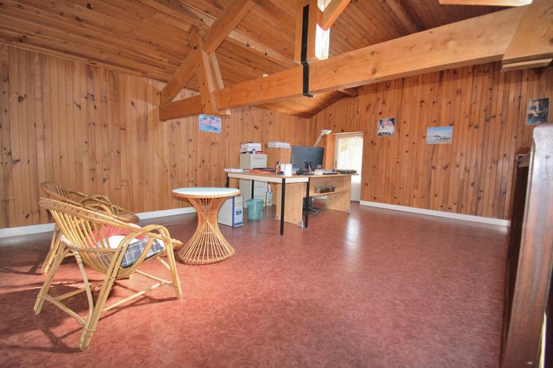 Maison - 166 m² - 6 pièces