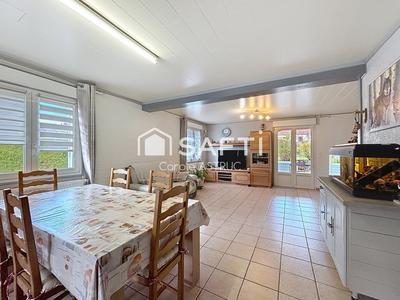 Maison - 138 m² - 5 pièces