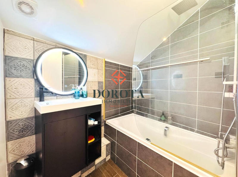 Duplex - 66 m² - 4 pièces