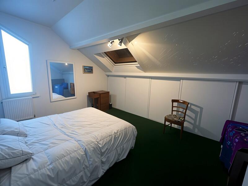 Maison - 320 m² - 11 pièces