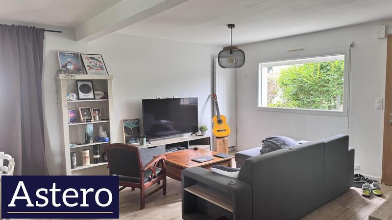 Maison - 95 m² - 4 pièces