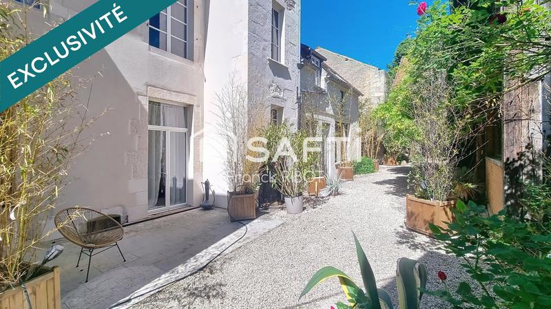 Maison - 283 m² - 10 pièces