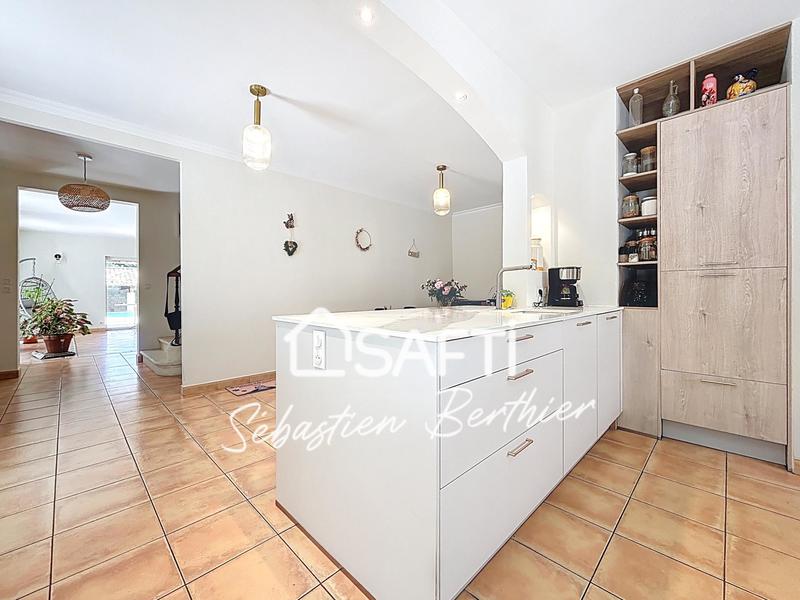 Maison de maîtres - 240 m² - 7 pièces