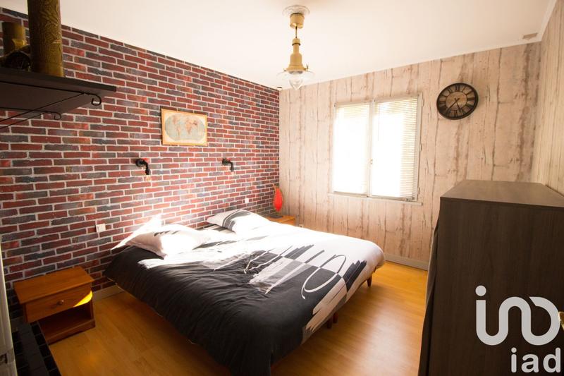 Maison - 162 m² - 8 pièces