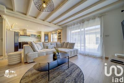 Maison de village - 205 m² - 7 pièces