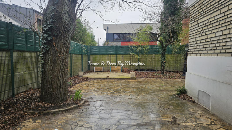 Local d'activités - 200 m² - 6 pièces